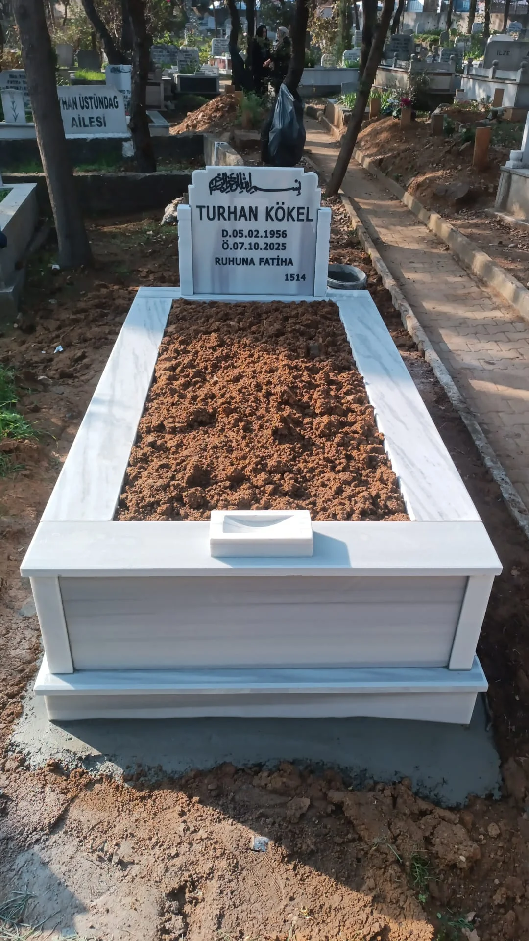 KOD 1 mermer granit mezar modeli - İstanbul KAR Mezarcılık