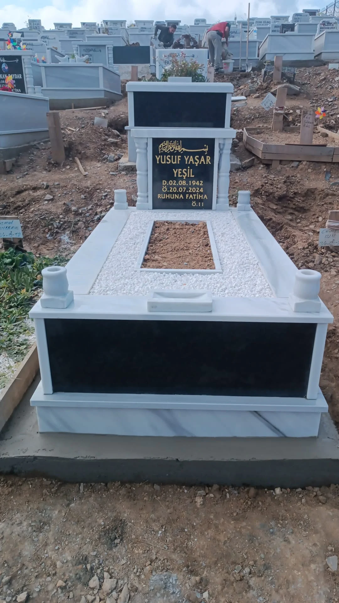 KOD 3 mermer granit mezar modeli - İstanbul KAR Mezarcılık